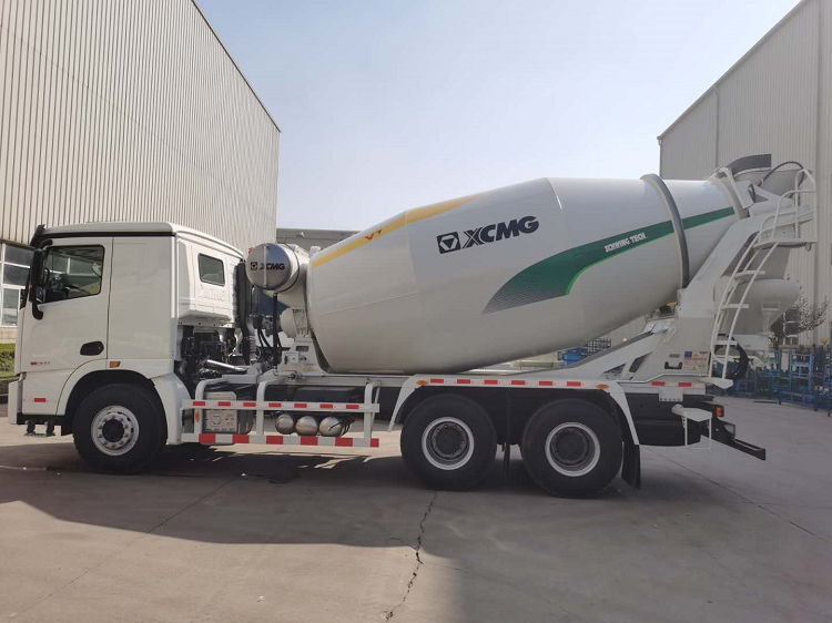 XCMG Official Concrete Truck Mixer XGA5250GJBW3 375HP Self Loading Concrete Mixer Truck for Sale